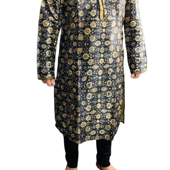 Mens Silk Indian Digital print super soft Kurta Set - Picture 3 of 8